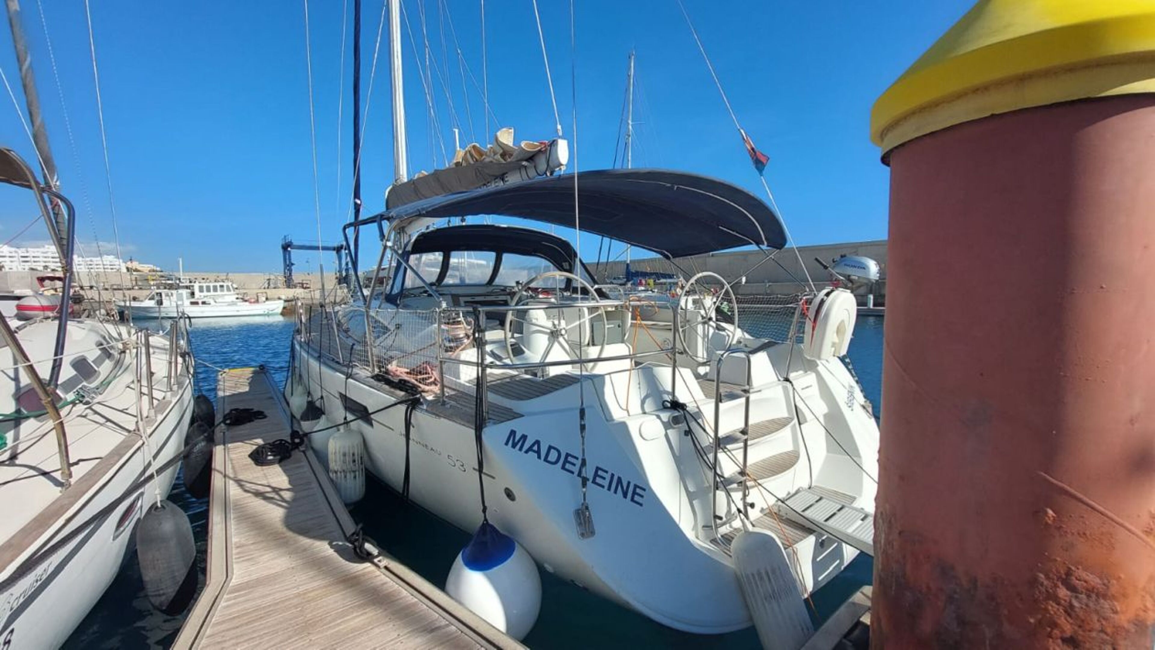 Jeanneau 53 - 5 cab. Madeleine
